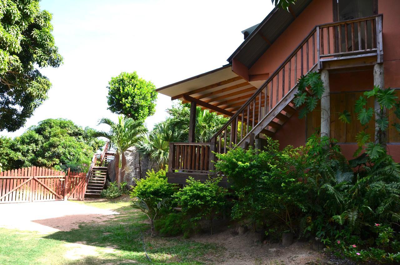 Kaz Ladouceur Bed & Breakfast La Digue Luaran gambar