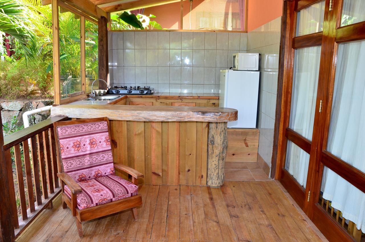 Kaz Ladouceur Bed & Breakfast La Digue Luaran gambar