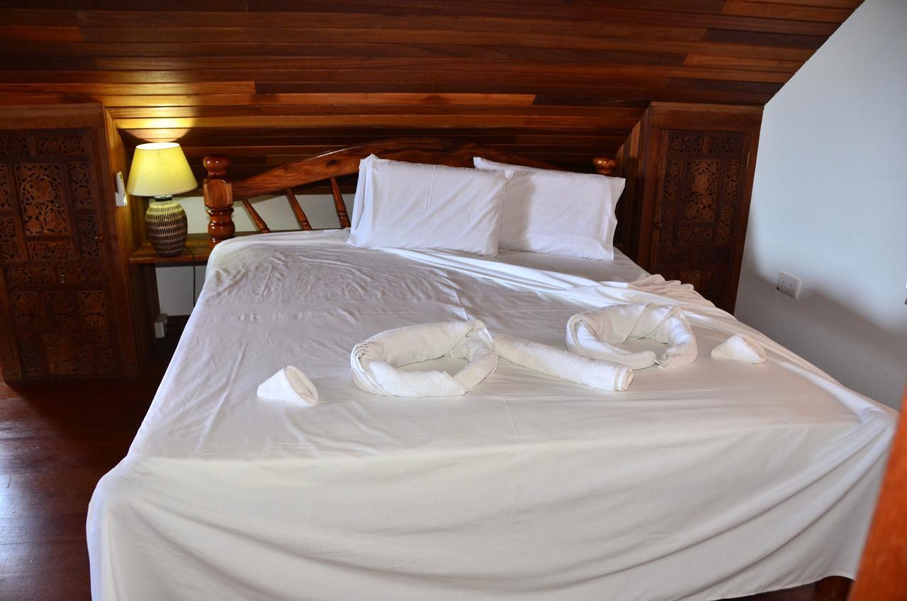 Kaz Ladouceur Bed & Breakfast La Digue Luaran gambar